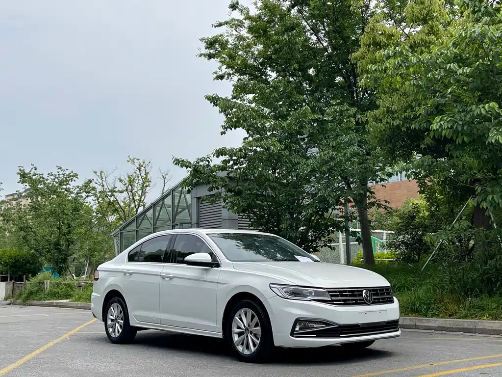 Bora 2021 1.5L automatic fashion smart connected version купить на сайте DeffCars