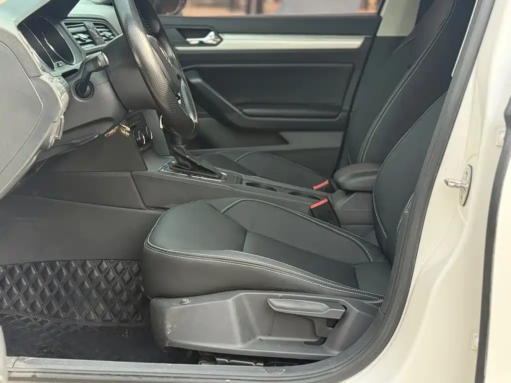 Lingdu 2018 230TSI DSG Fashion Edition купить на сайте DeffCars