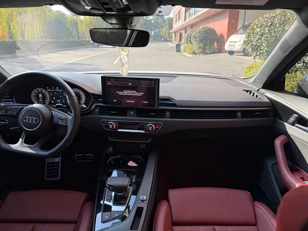 Audi A4L 2024 40 TFSI luxury and dynamic model купить на сайте DeffCars