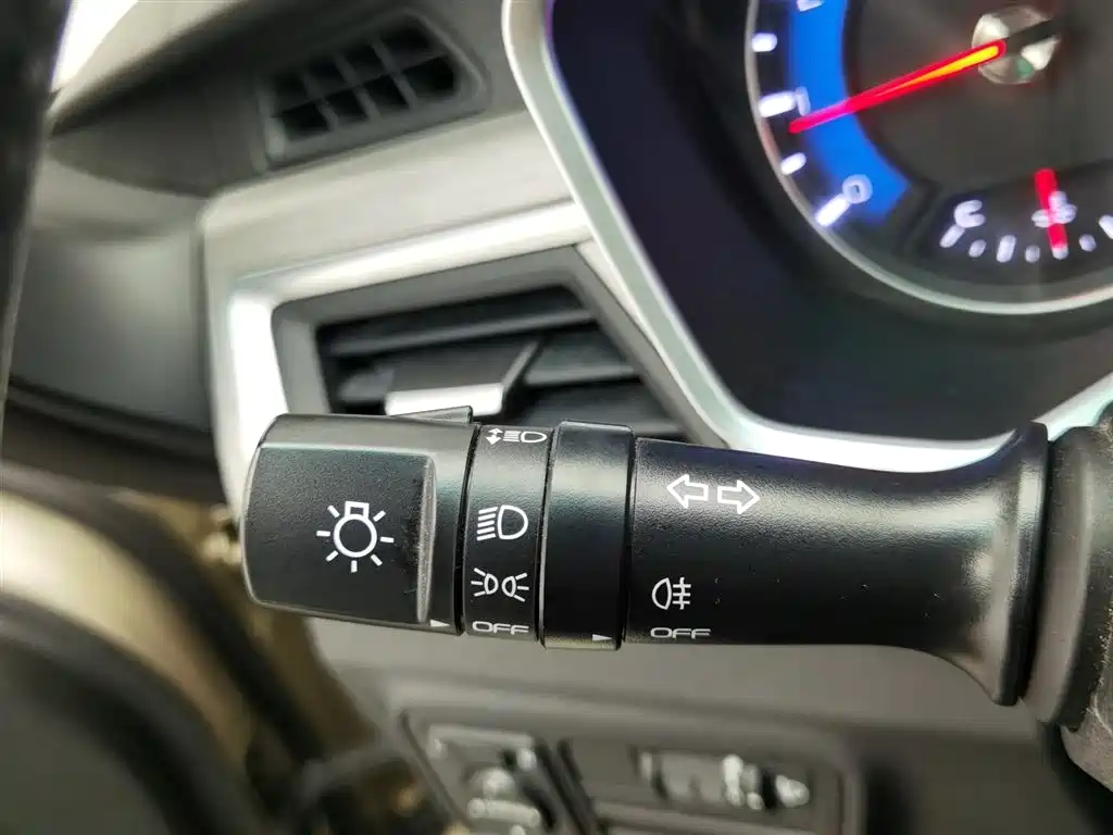 Vision X3 2017 1.5L Manual Elite купить на сайте DeffCars