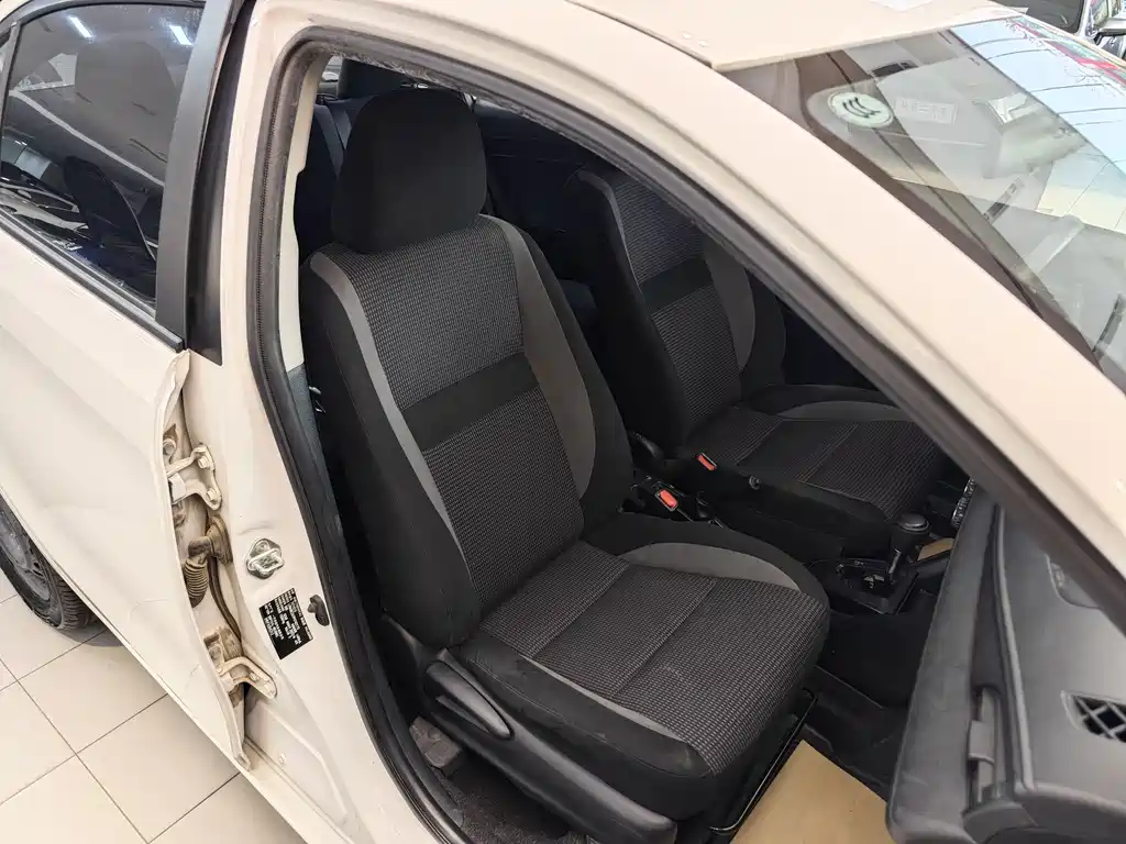 Vios 2022 1.5L 20th Anniversary Edition купить на сайте DeffCars