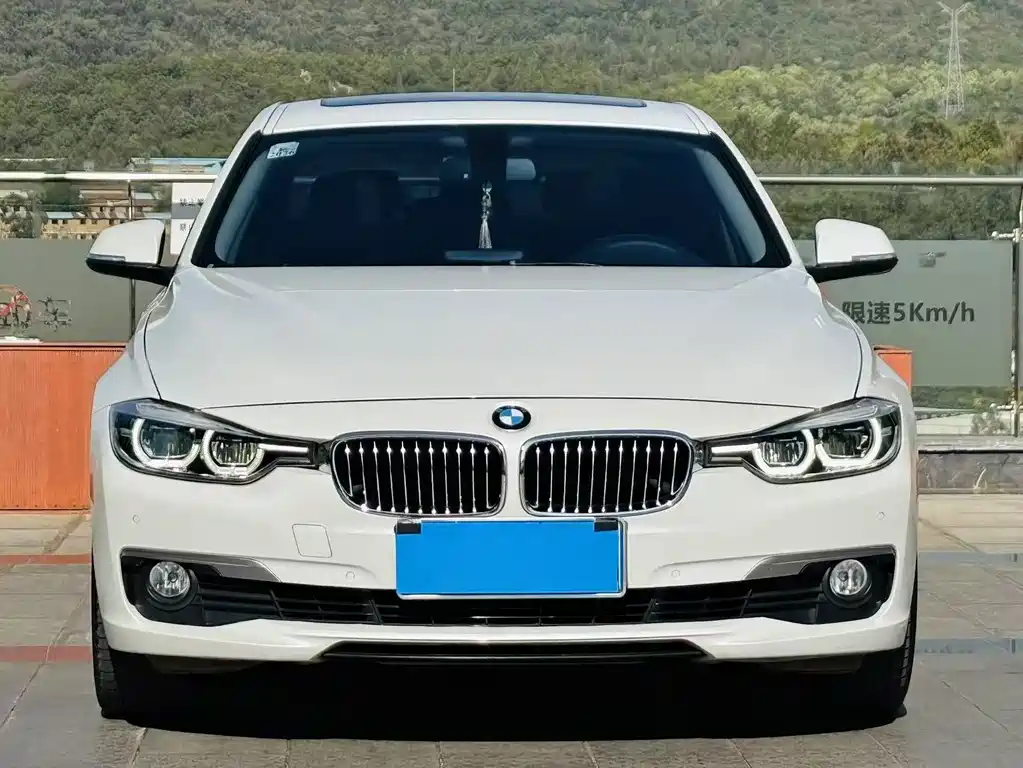 BMW 3 Series 2018 320Li Fashion Model купить на сайте DeffCars