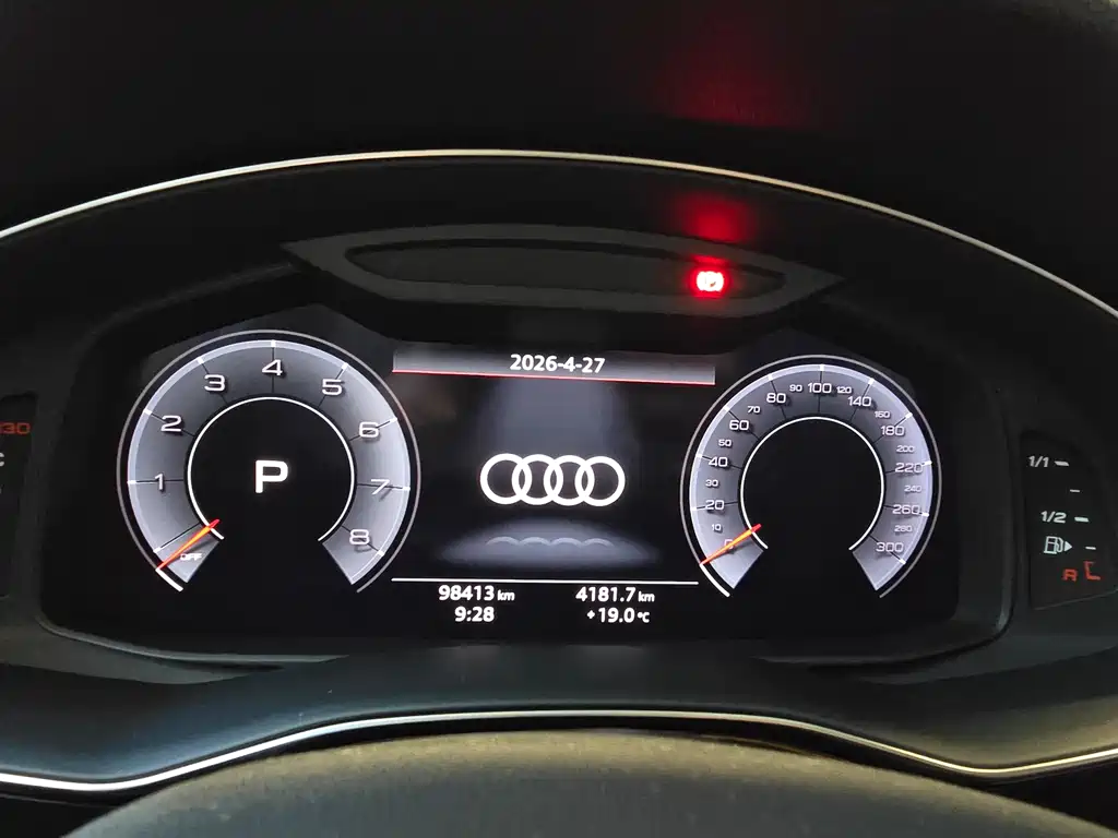 Audi Q8 2019 45 TFSI Premium Dynamic Model купить на сайте DeffCars
