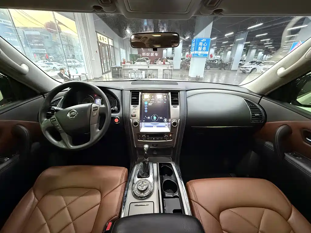 Patrol 2018 4.0L LinkedIn model купить на сайте DeffCars