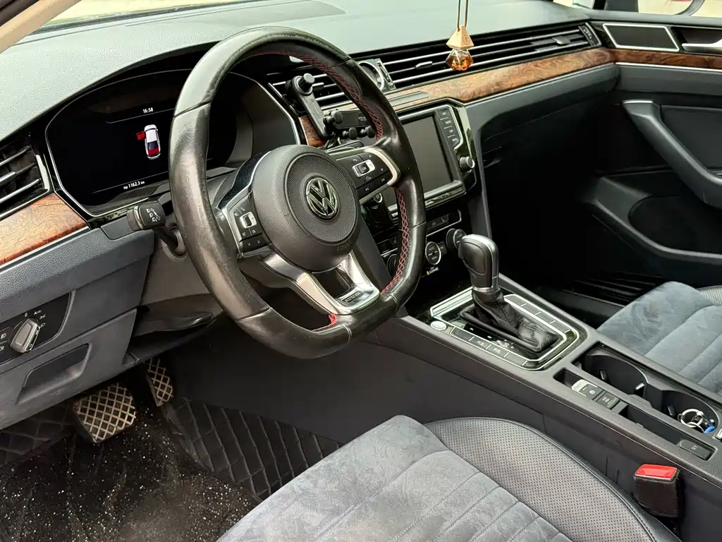 Magotan 2017 380TSI DSG Premium Model купить на сайте DeffCars