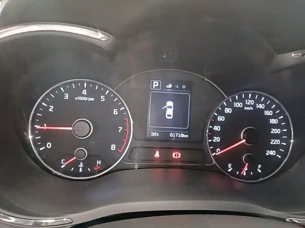 Kia K3 2017 1.6L Automatic 15th Anniversary Special Edition gls купить на сайте DeffCars