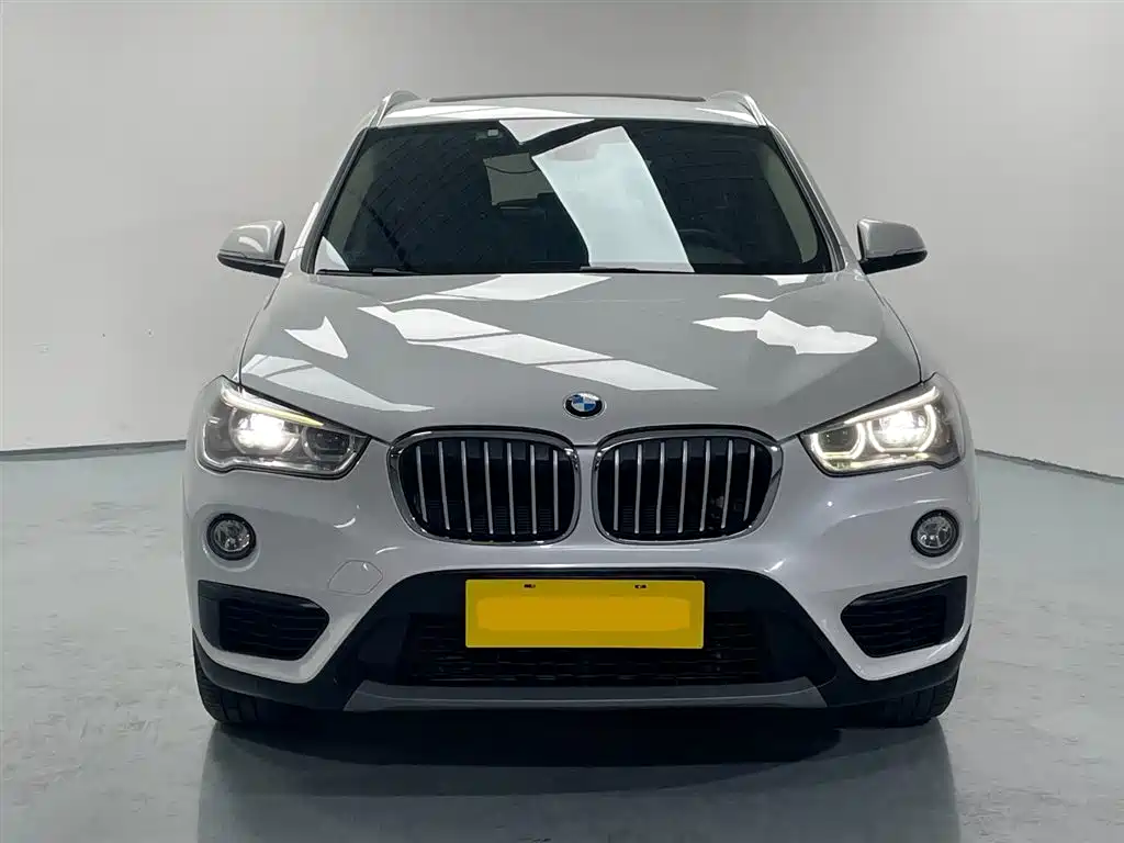 BMW X1 2018 sDrive20Li Leading Model купить на сайте DeffCars