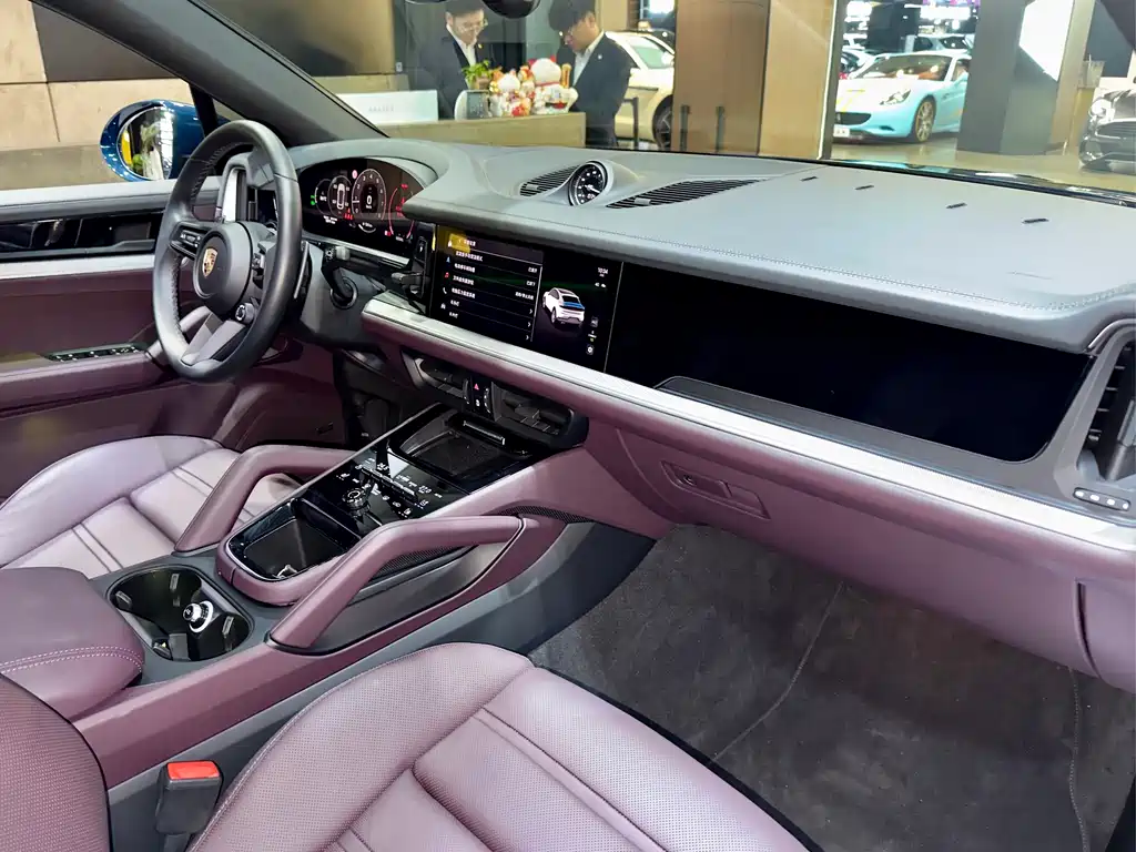 Cayenne 2024 Cayenne Coupé 3.0T купить на сайте DeffCars