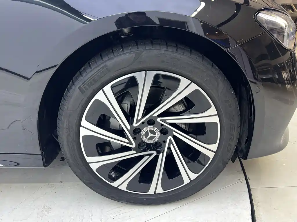 Mercedes-Benz E-Class 2024 E 300 L Luxury Model купить на сайте DeffCars