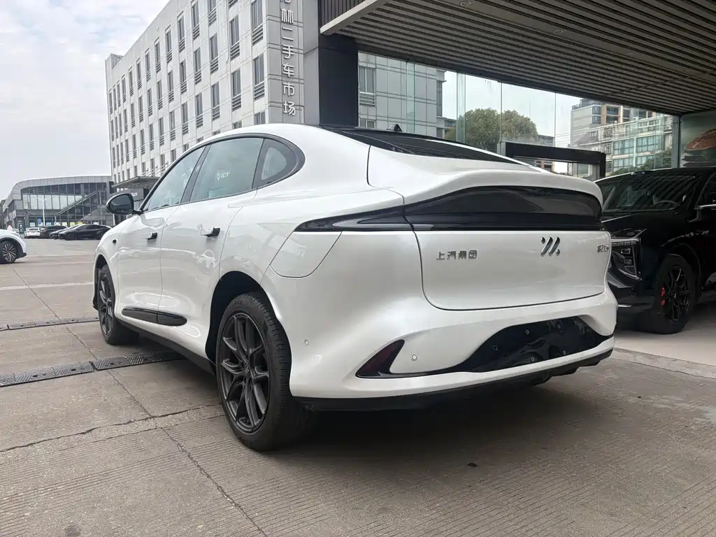 Zhiji LS6 2023 Max Standard Edition купить на сайте DeffCars