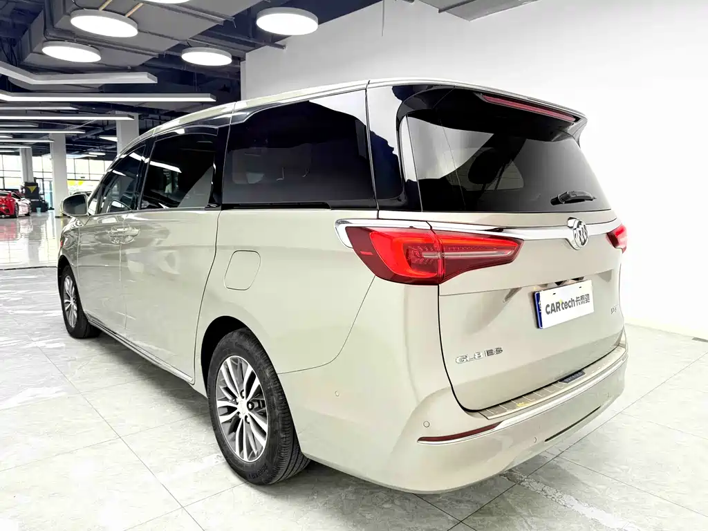 Buick GL8 2023 ES Lu Zun Exclusive Model купить на сайте DeffCars