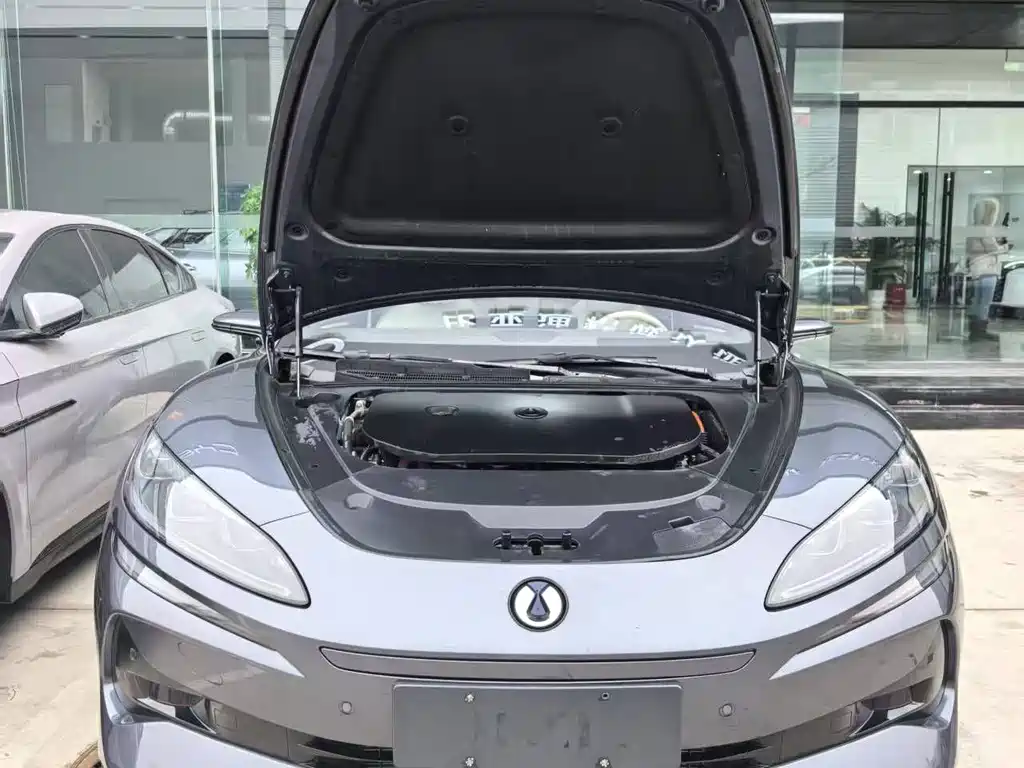 Denza Z9 2024 1100km four-wheel drive Ultra version купить на сайте DeffCars