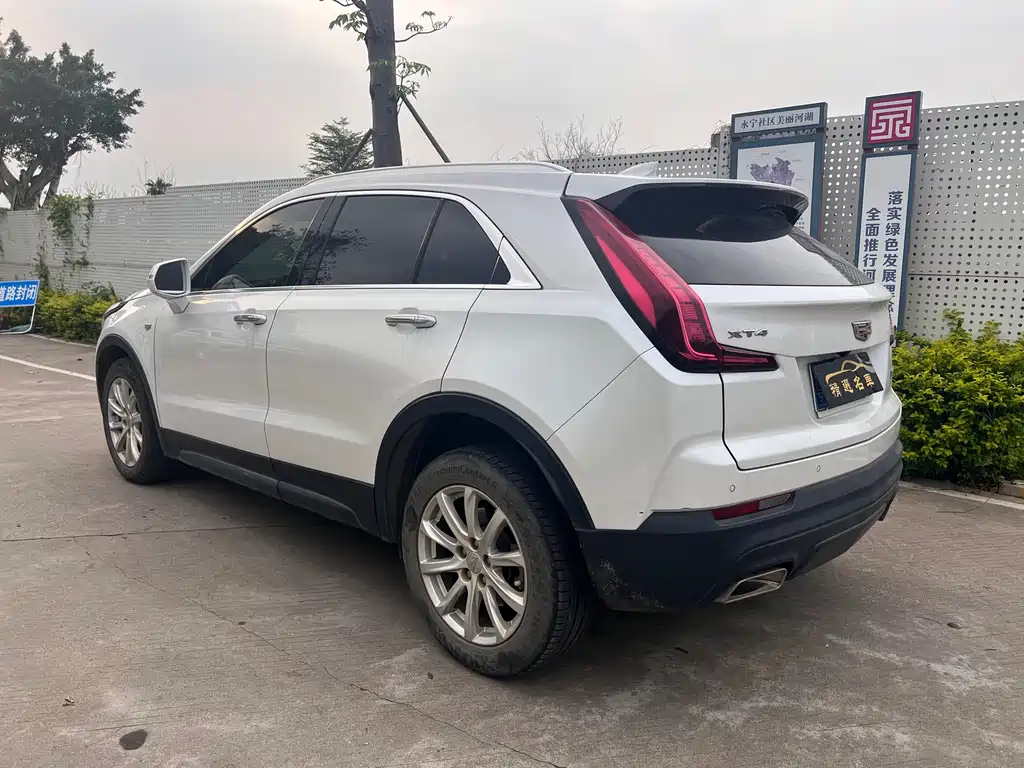 Cadillac XT4 2021 28T two-wheel drive technology купить на сайте DeffCars