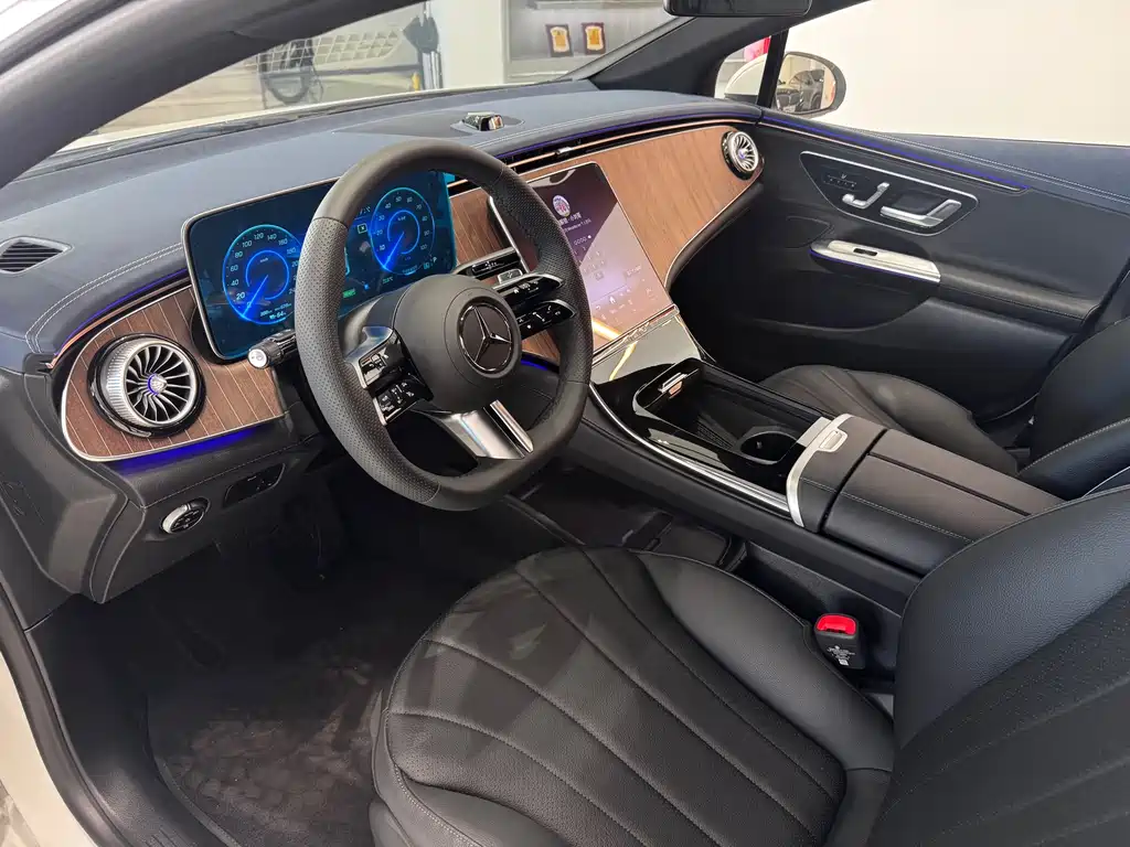 Mercedes-Benz EQE 2025 500 4MATIC Pioneer Edition купить на сайте DeffCars