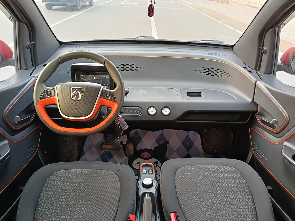 Baojun E100 2019 250KM Smart Travel Edition купить на сайте DeffCars
