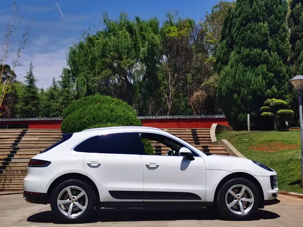 Macan 2020 Macan 2.0T купить на сайте DeffCars