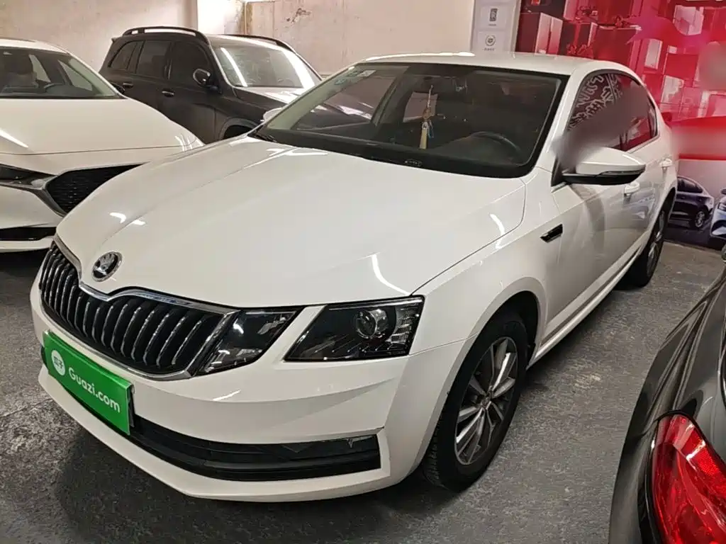 Octavia 2019 1.5L automatic comfort version купить на сайте DeffCars