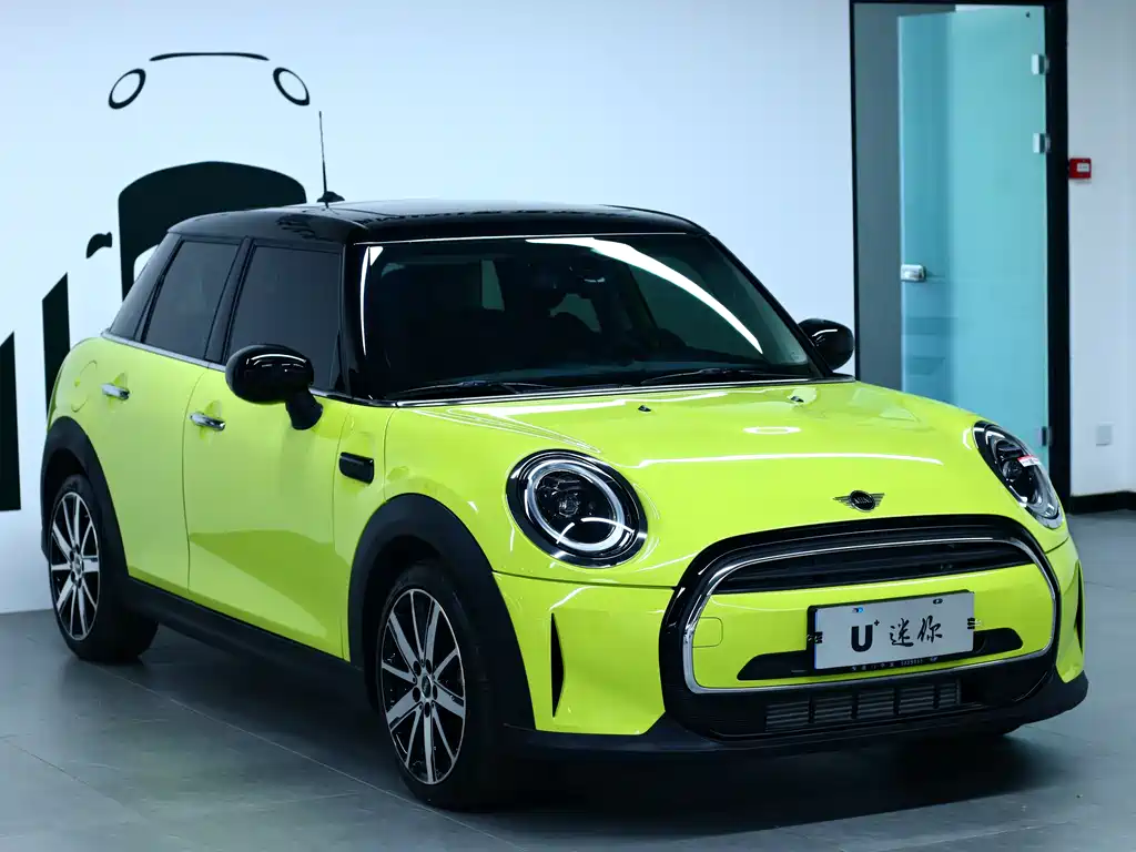 MINI 2023 facelift 1.5T COOPER Artist five-door version купить на сайте DeffCars