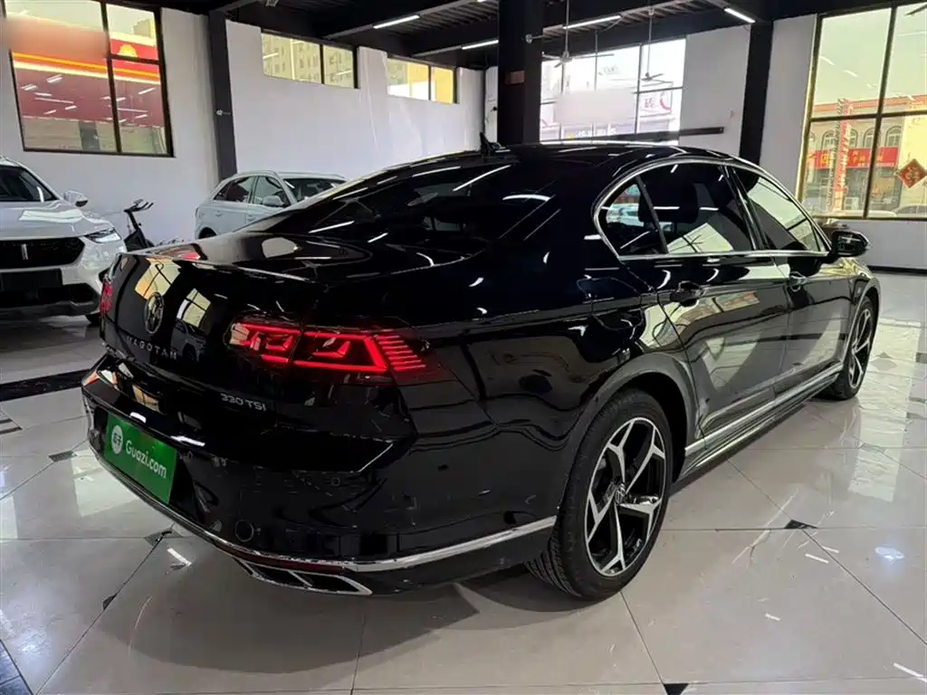 Magotan 2023 2 million commemorative edition 330TSI DSG leading model купить на сайте DeffCars