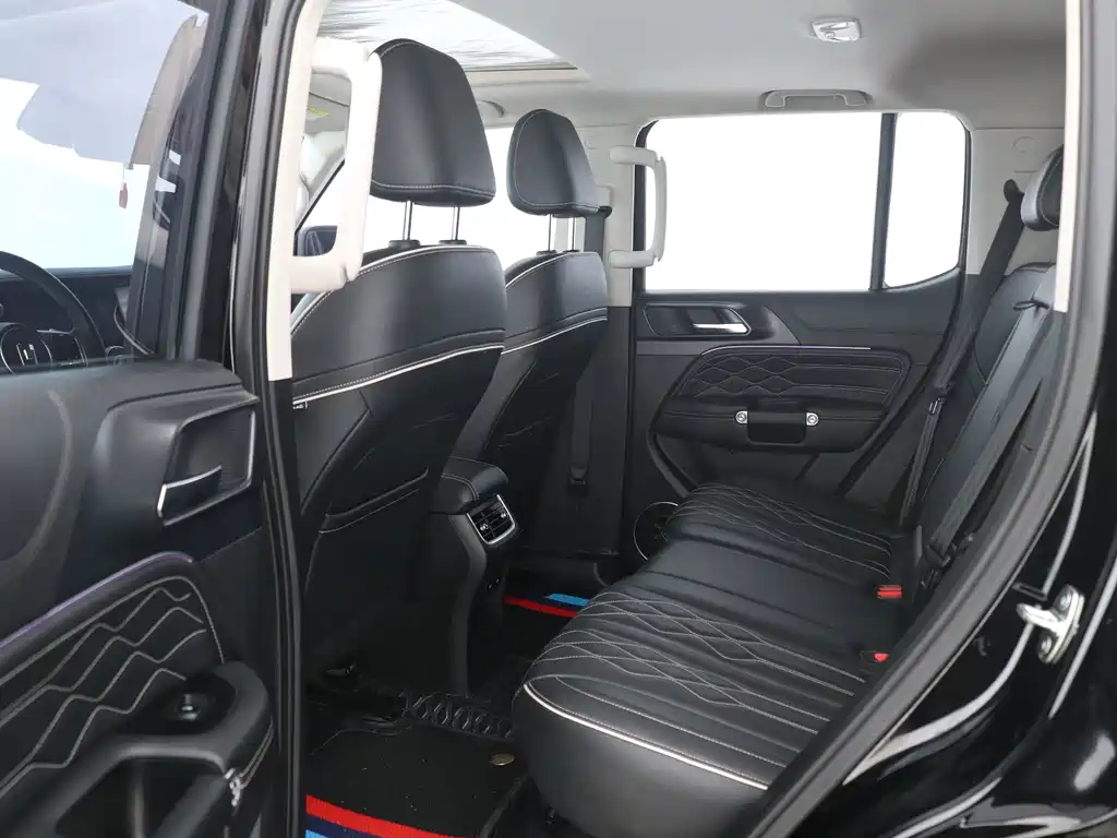 Tank 300 2023 Off-Road Version 2.0T Challenger купить на сайте DeffCars