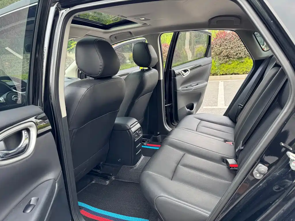 Sylphy 2023款 1.6L CVT黑金版 купить на сайте DeffCars
