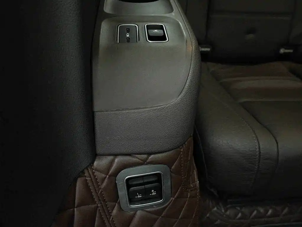 Mercedes-Benz GLS 2020 GLS 450 4MATIC luxury model купить на сайте DeffCars