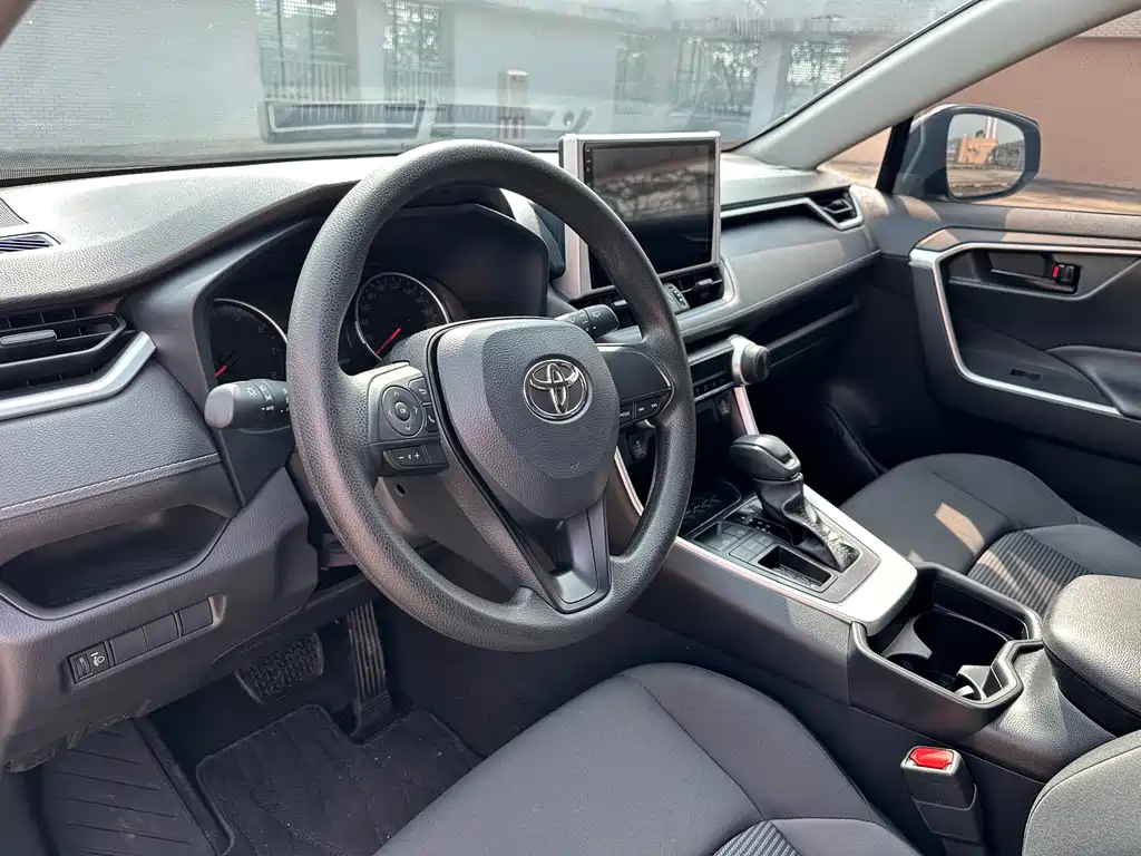 Wilanda 2022 2.0L CVT two-wheel drive leading version купить на сайте DeffCars