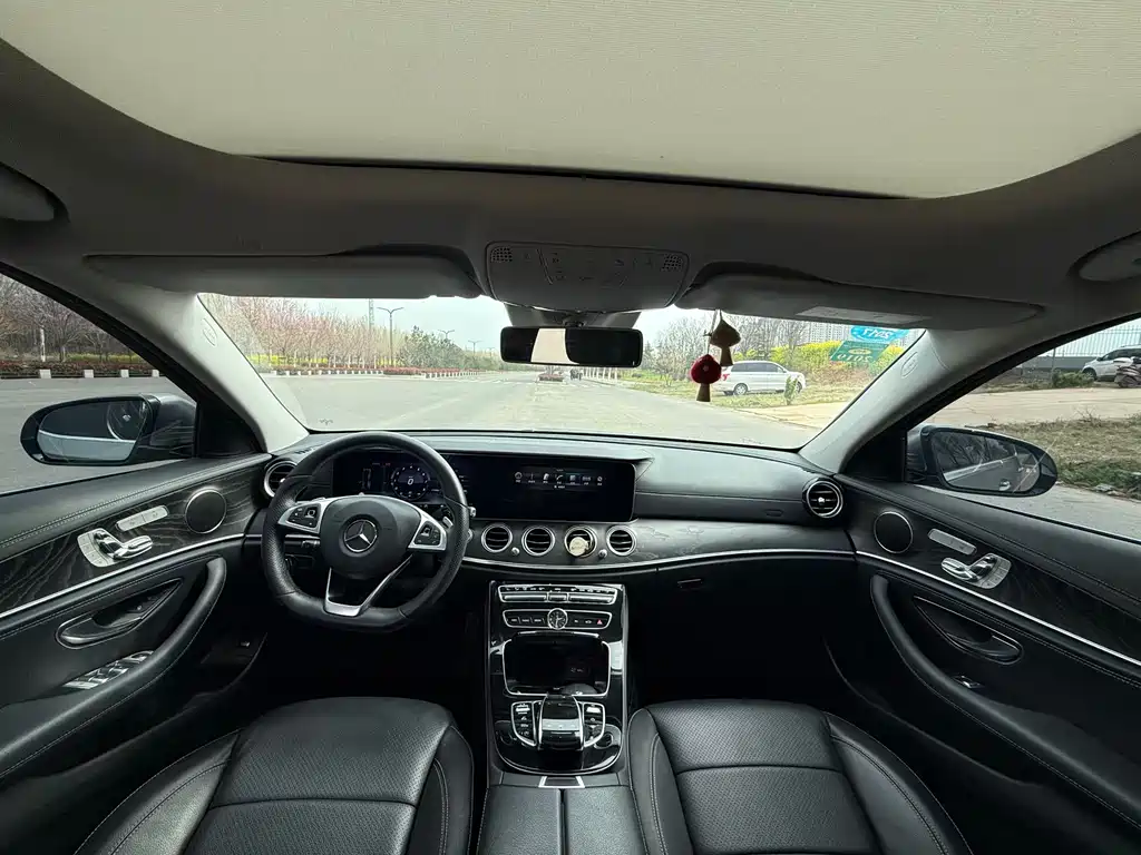 Mercedes-Benz E-Class 2017 E 300 L Sports Luxury купить на сайте DeffCars
