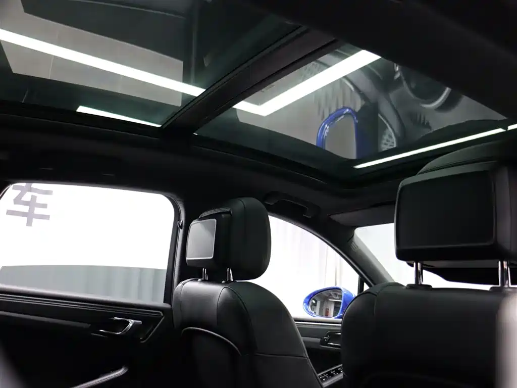 Macan 2017 Macan 2.0T купить на сайте DeffCars