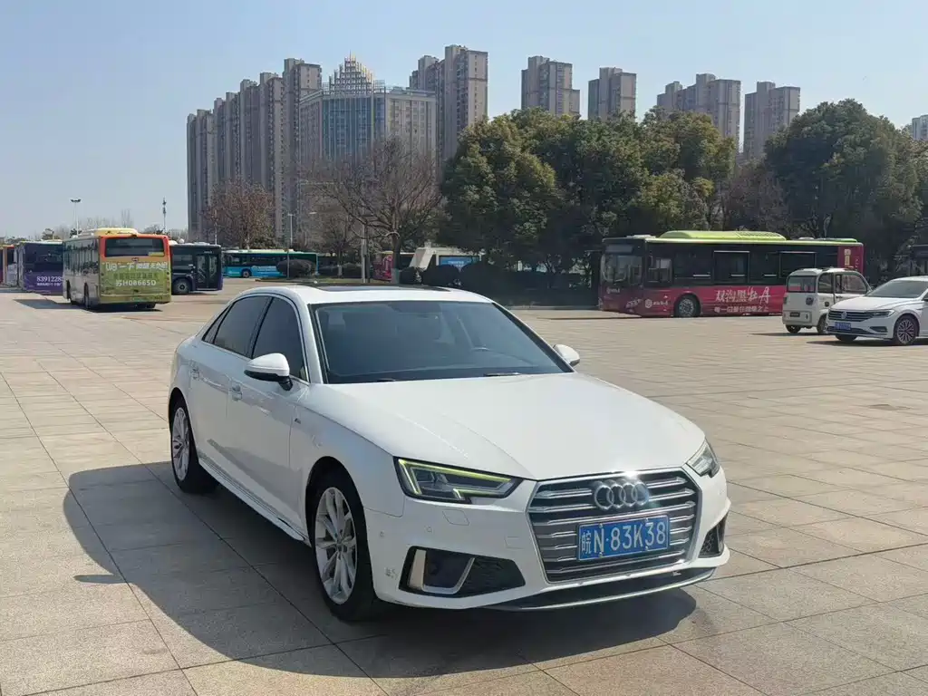 Audi A4L 2019 40 TFSI Fashion Type National V купить на сайте DeffCars