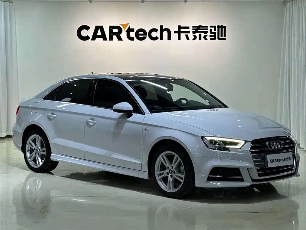 Audi A3 2020 Limousine 35 TFSI Fashion Type National VI купить на сайте DeffCars