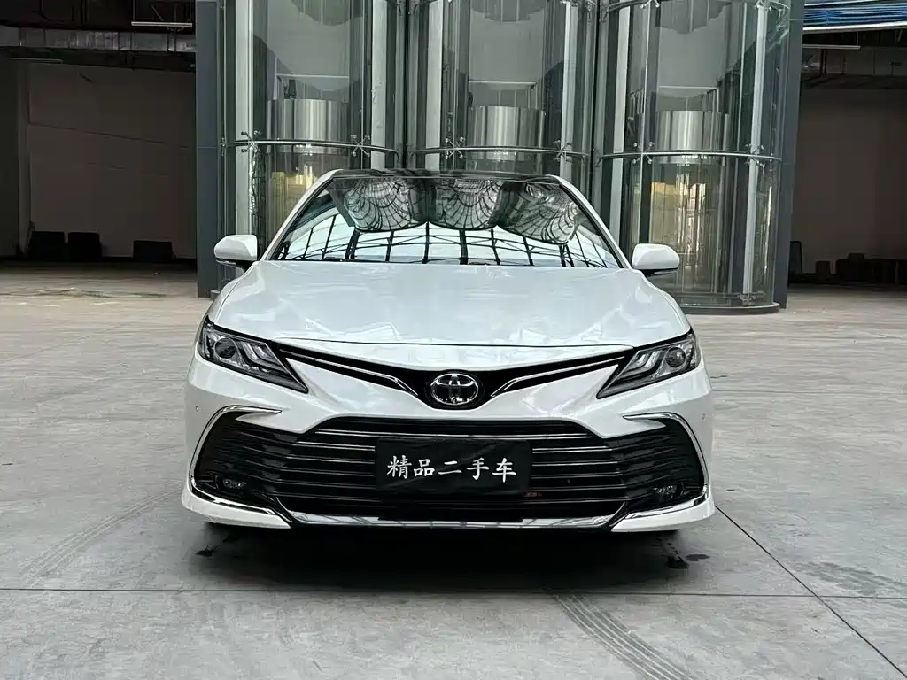 Camry 2021 2.5G Deluxe Edition купить на сайте DeffCars