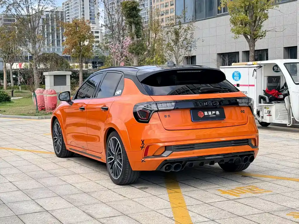 Lynk & Co 02 Hatchback 2021 2.0TD Halo Driving Control Kit Edition купить на сайте DeffCars