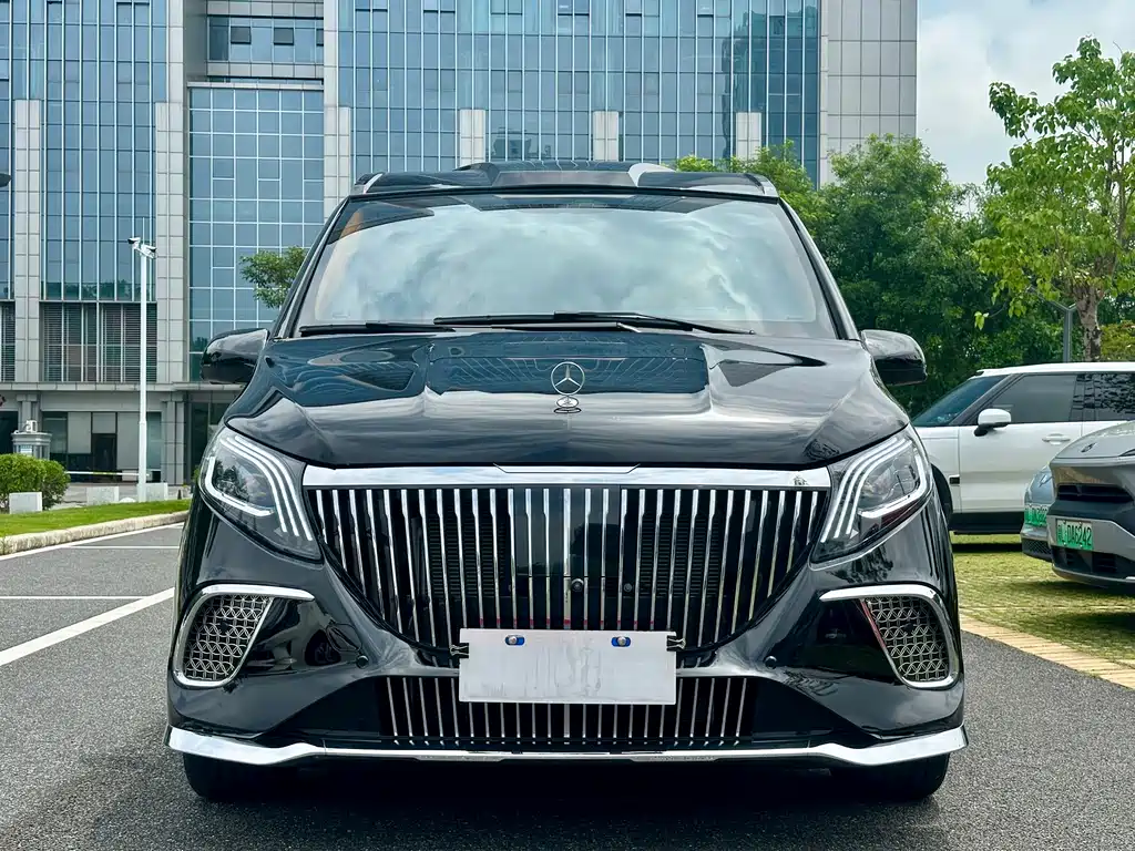 Vito 2024 2.0T Business Edition 7 seats купить на сайте DeffCars
