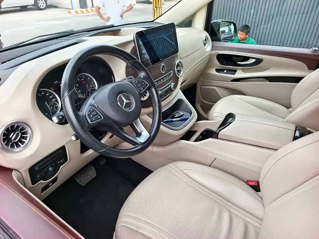 Vito 2021 2.0T Business Edition 7 seats купить на сайте DeffCars