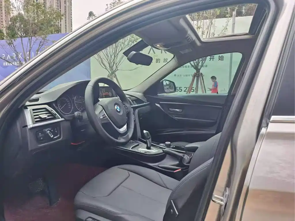 BMW 3 Series 2017 320Li Fashion Model купить на сайте DeffCars