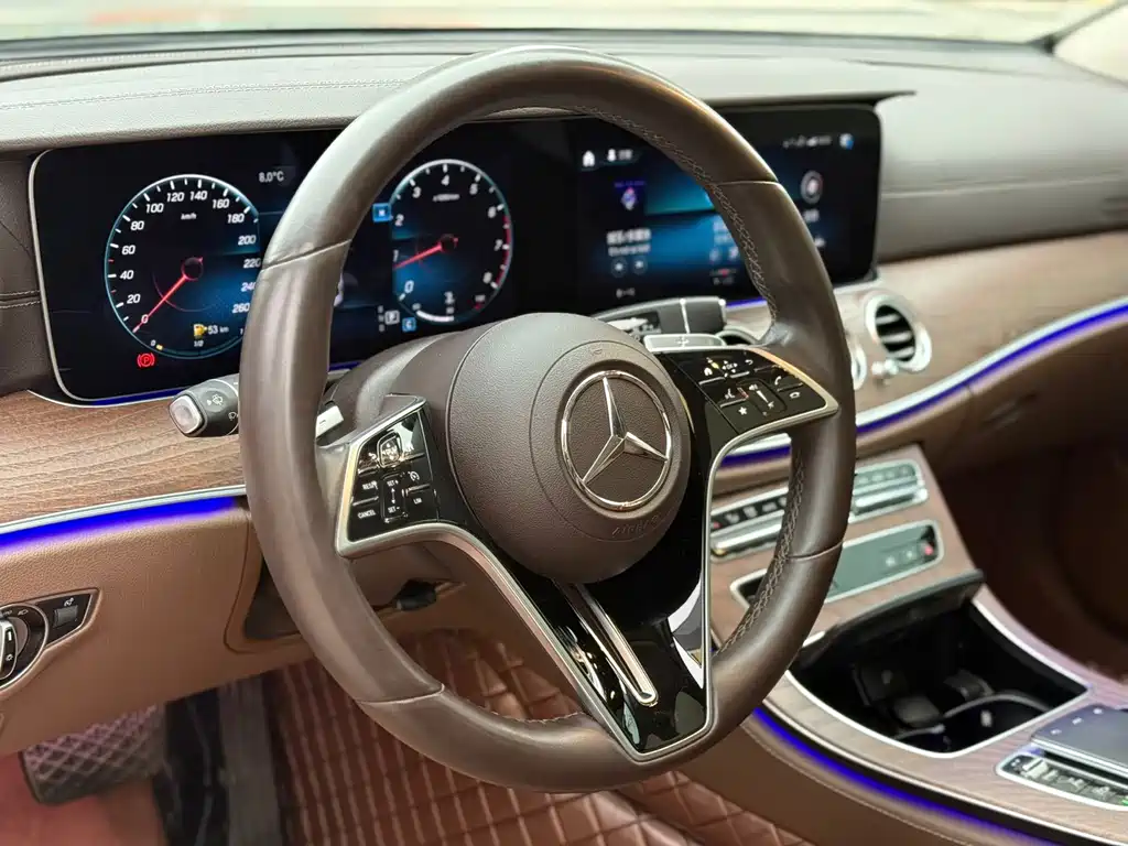 Mercedes-Benz E-Class 2022 E 300 L Fashion купить на сайте DeffCars