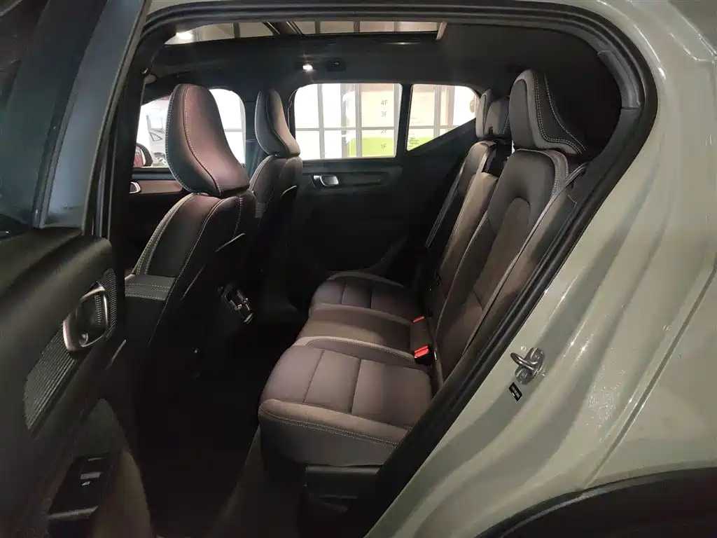 Volvo XC40 2023 B3 Zhiyuan Sports Edition купить на сайте DeffCars