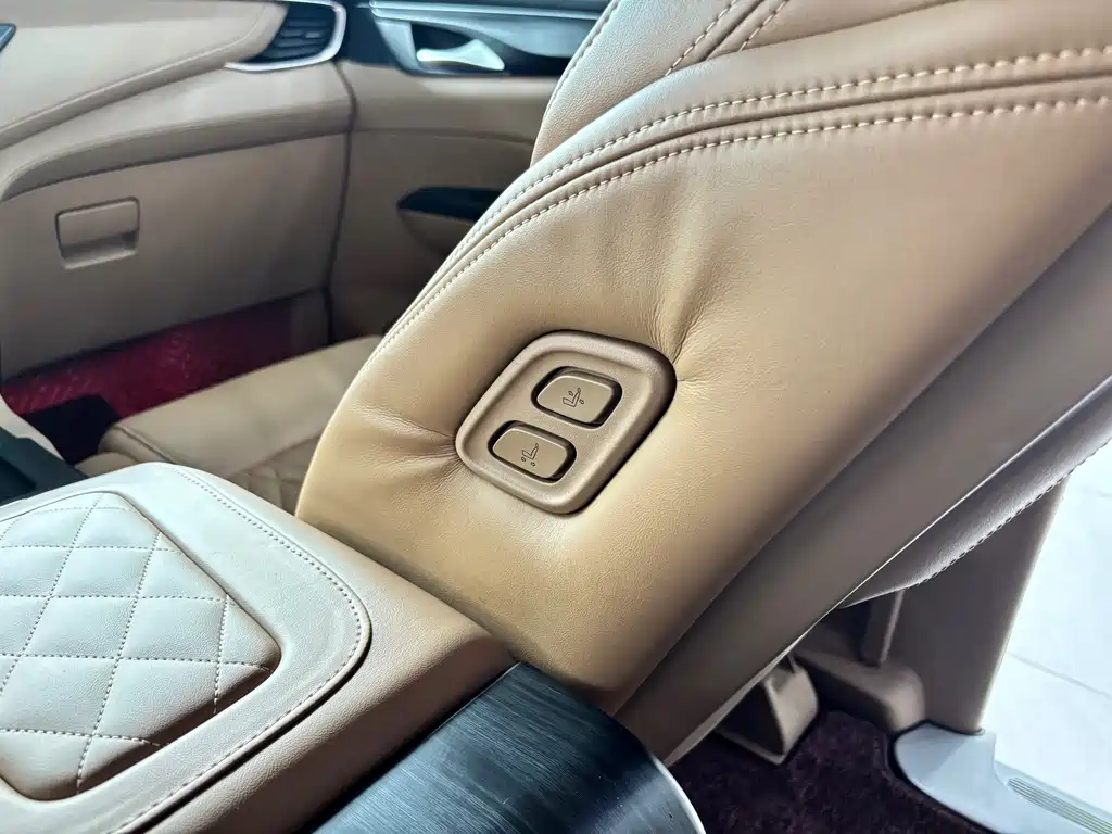 Buick GL8 2021 ES Lu Zun 653T Exclusive model купить на сайте DeffCars