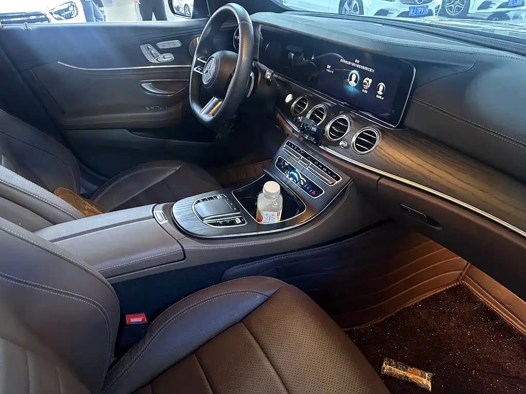 Mercedes-Benz E-Class 2023 E 300 L Luxury Model купить на сайте DeffCars