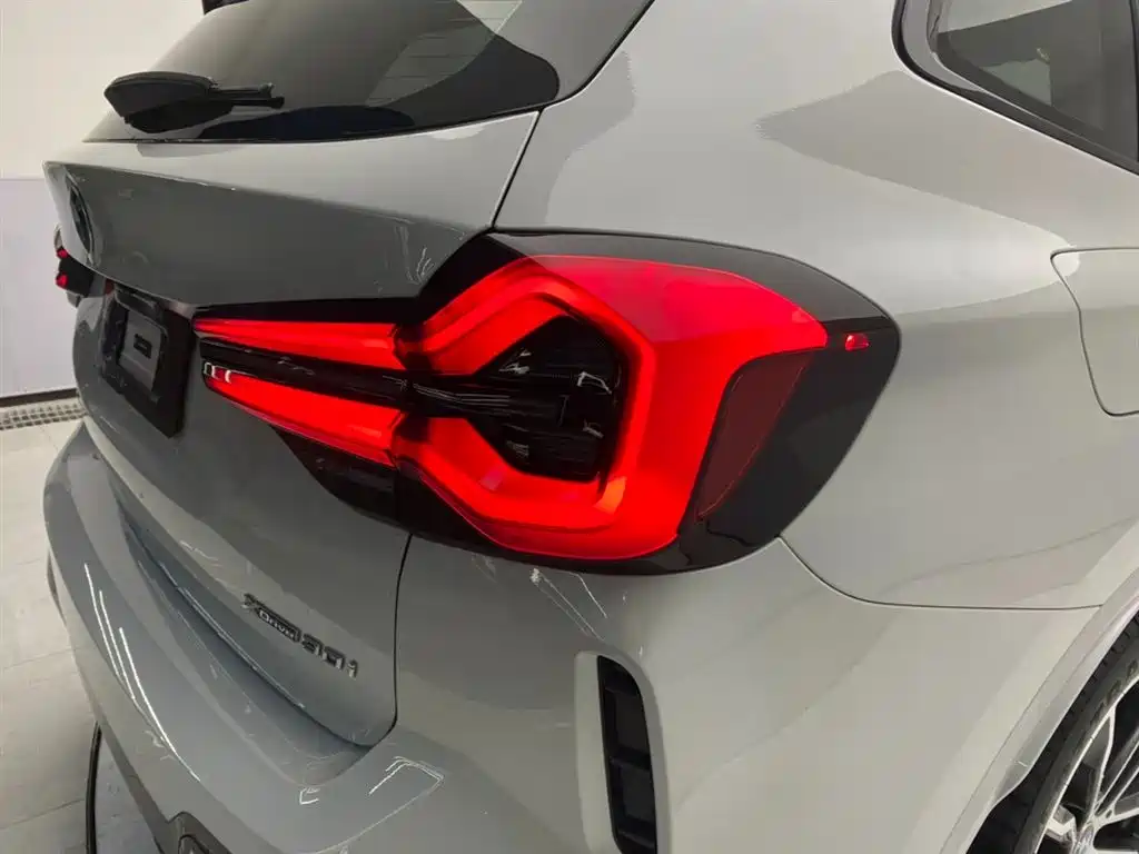 BMW X3 2023 Facelift xDrive30i Leading M Night Package купить на сайте DeffCars