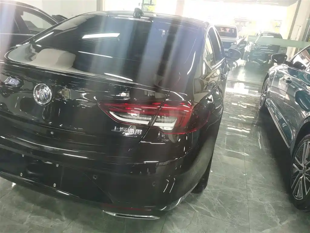 Regal 2023 552T smart model купить на сайте DeffCars