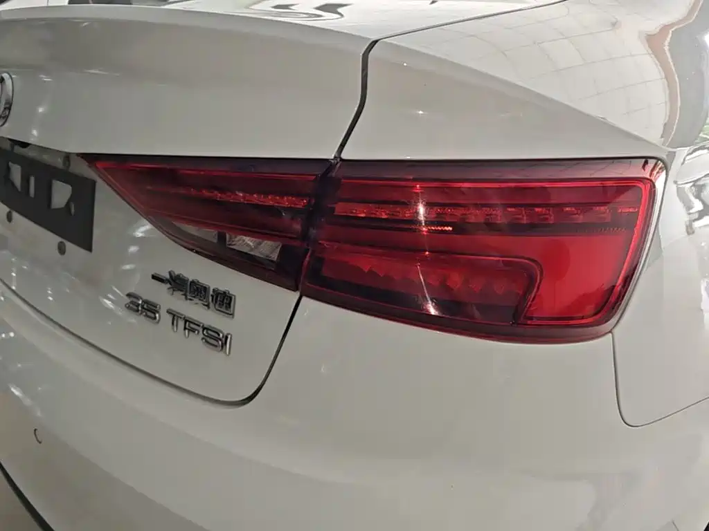 Audi A3 2019 Limousine 35 TFSI Fashion Type National VI купить на сайте DeffCars