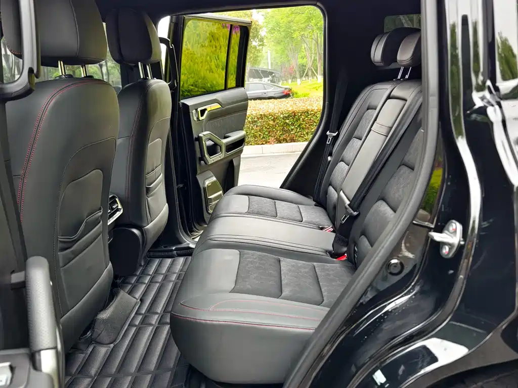 Jietu Traveler 2023 2.0T four-wheel drive crossover PRO+ купить на сайте DeffCars
