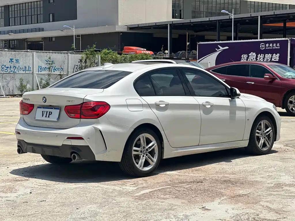 BMW 1 Series 2020 120i M Sports Package купить на сайте DeffCars