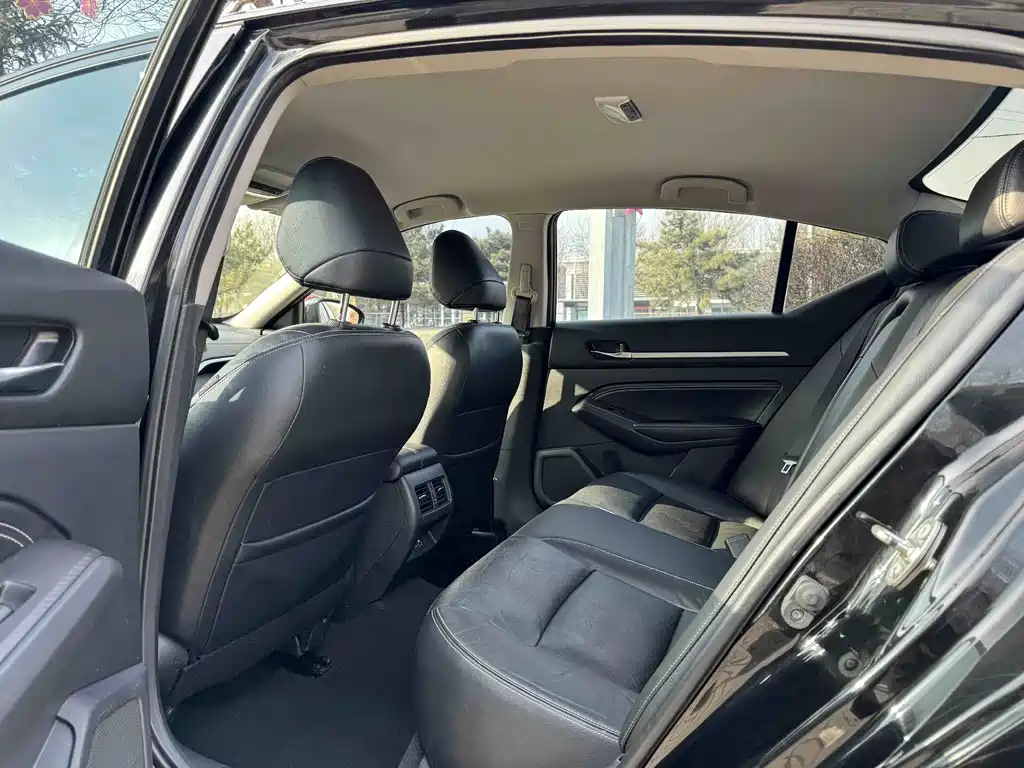 Teana 2021 2.0L XE Exclusive Edition купить на сайте DeffCars
