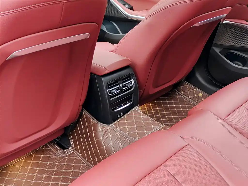 BMW i3 2024 eDrive 40L Night Package купить на сайте DeffCars
