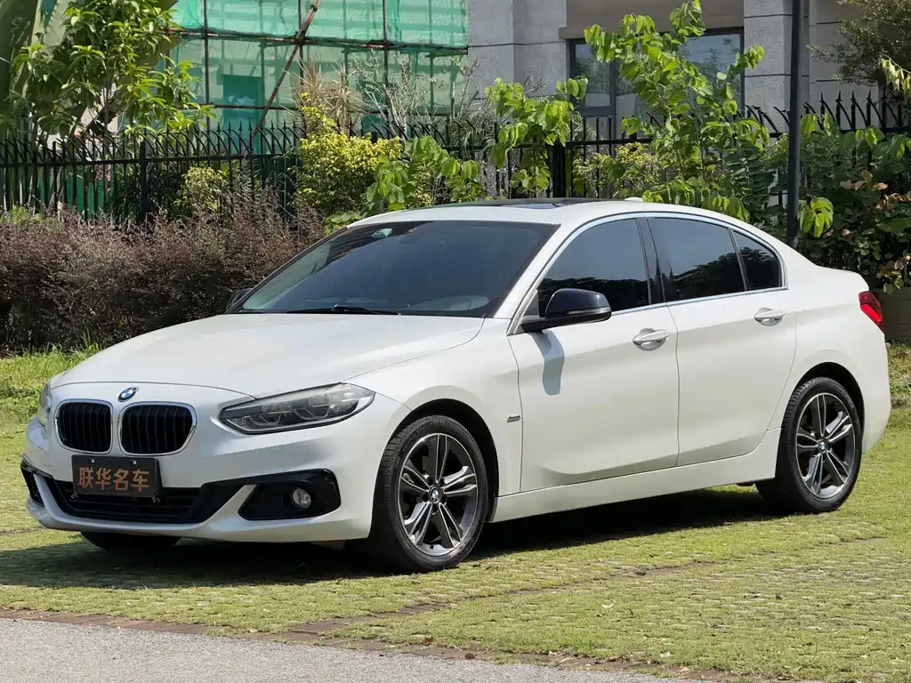BMW 1 Series 2017 118i Sports купить на сайте DeffCars