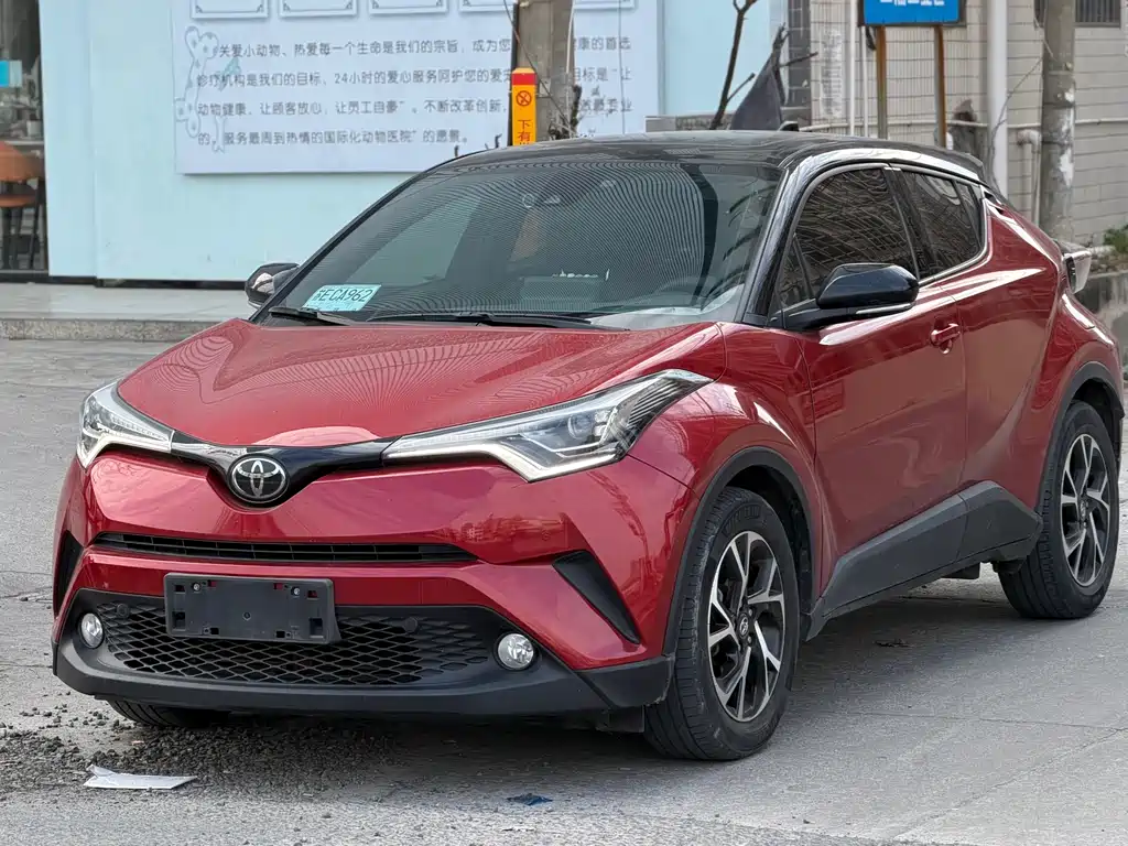 Toyota C-HR 2020 2.0L Luxury Edition купить на сайте DeffCars