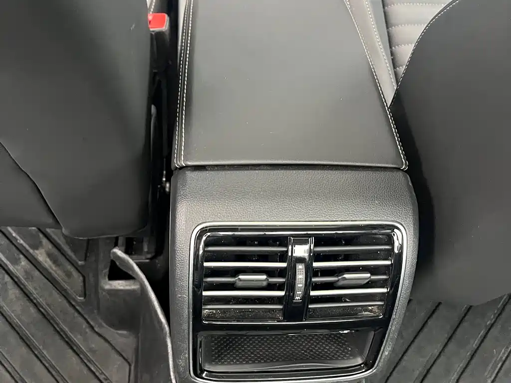 Magotan 2025 model 280TSI DSG comfort model купить на сайте DeffCars